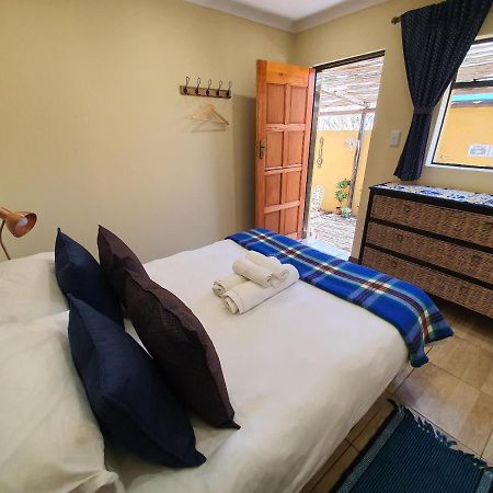 Lebo'S Soweto Backpackers Hostel Kültér fotó